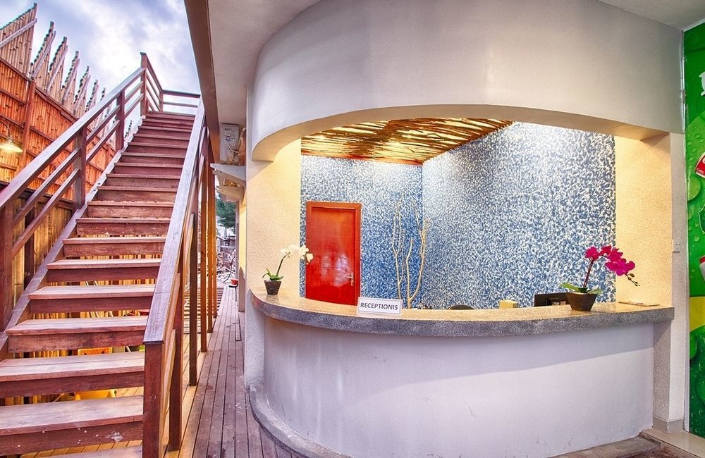 Natya Hotel Τζίλι Τραγουανγκάν Εξωτερικό φωτογραφία