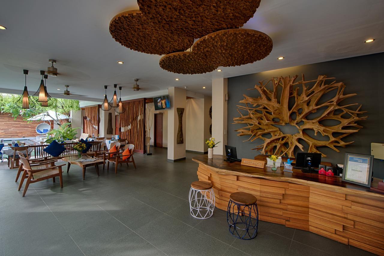 Natya Hotel Τζίλι Τραγουανγκάν Εξωτερικό φωτογραφία