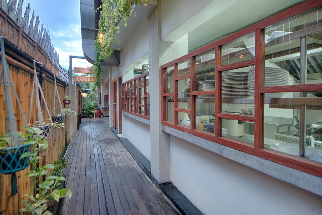 Natya Hotel Τζίλι Τραγουανγκάν Εξωτερικό φωτογραφία