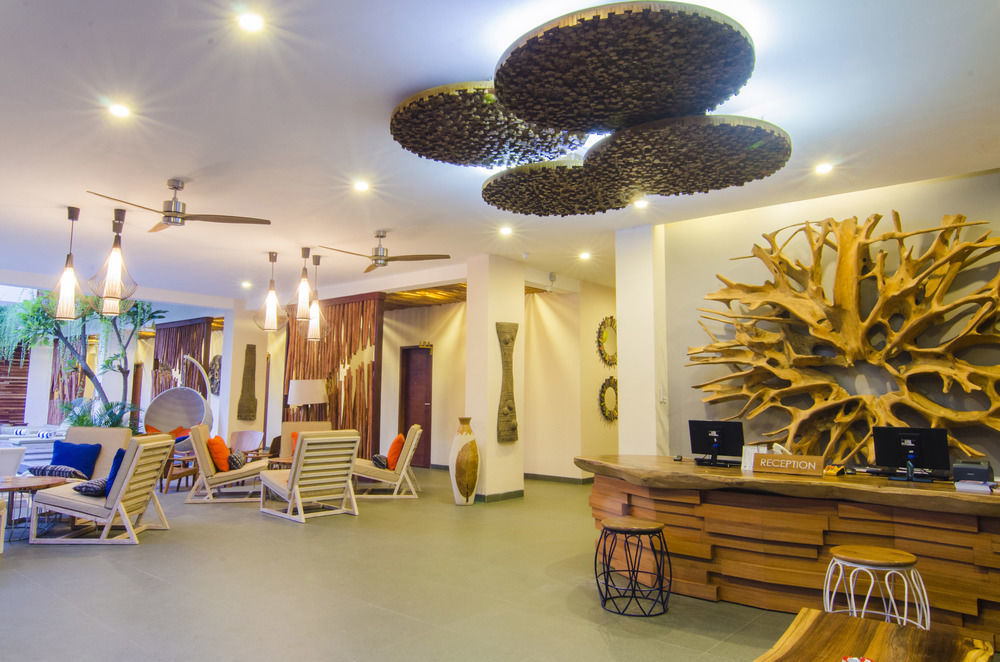 Natya Hotel Τζίλι Τραγουανγκάν Εξωτερικό φωτογραφία