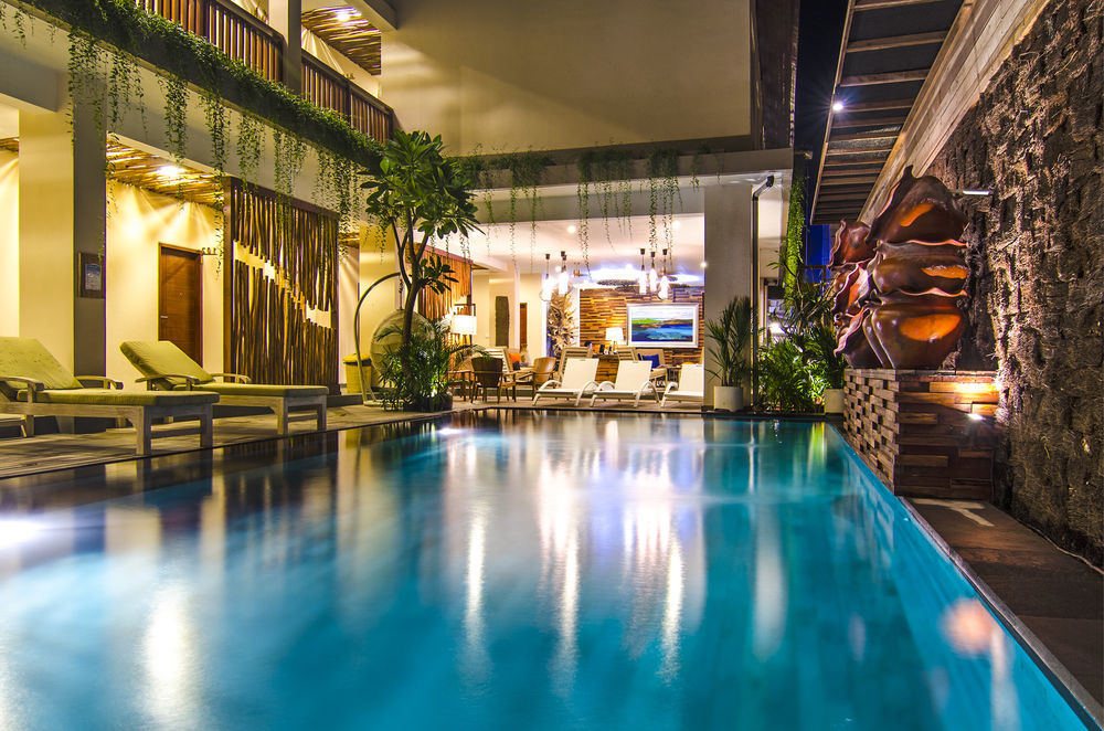 Natya Hotel Τζίλι Τραγουανγκάν Εξωτερικό φωτογραφία