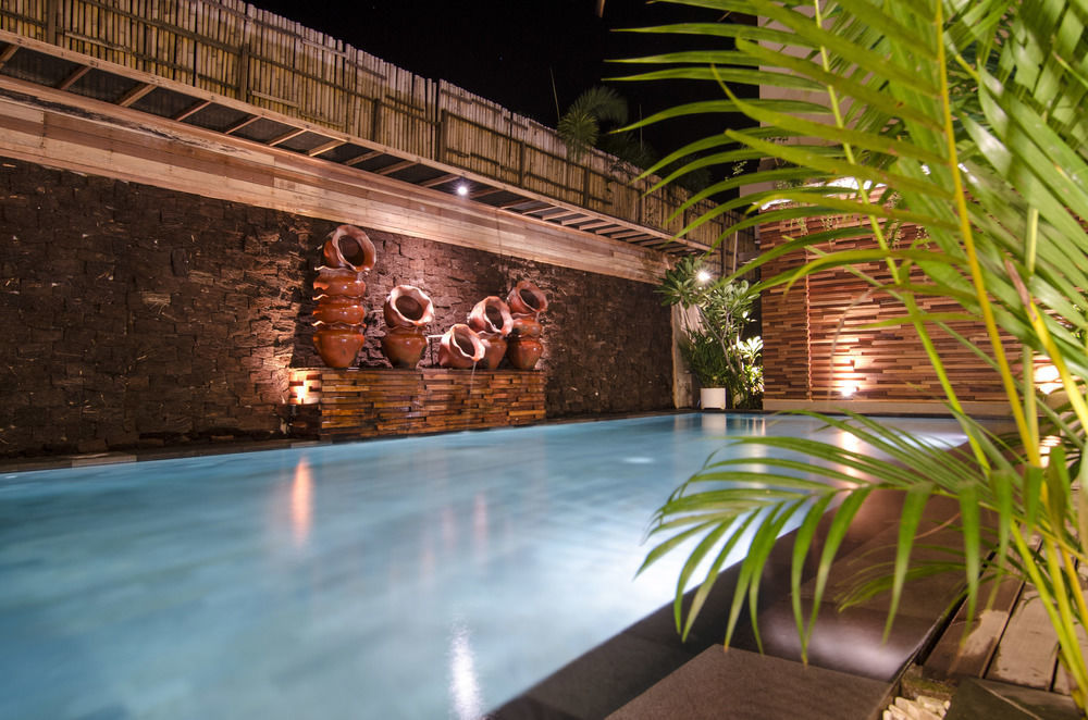 Natya Hotel Τζίλι Τραγουανγκάν Εξωτερικό φωτογραφία